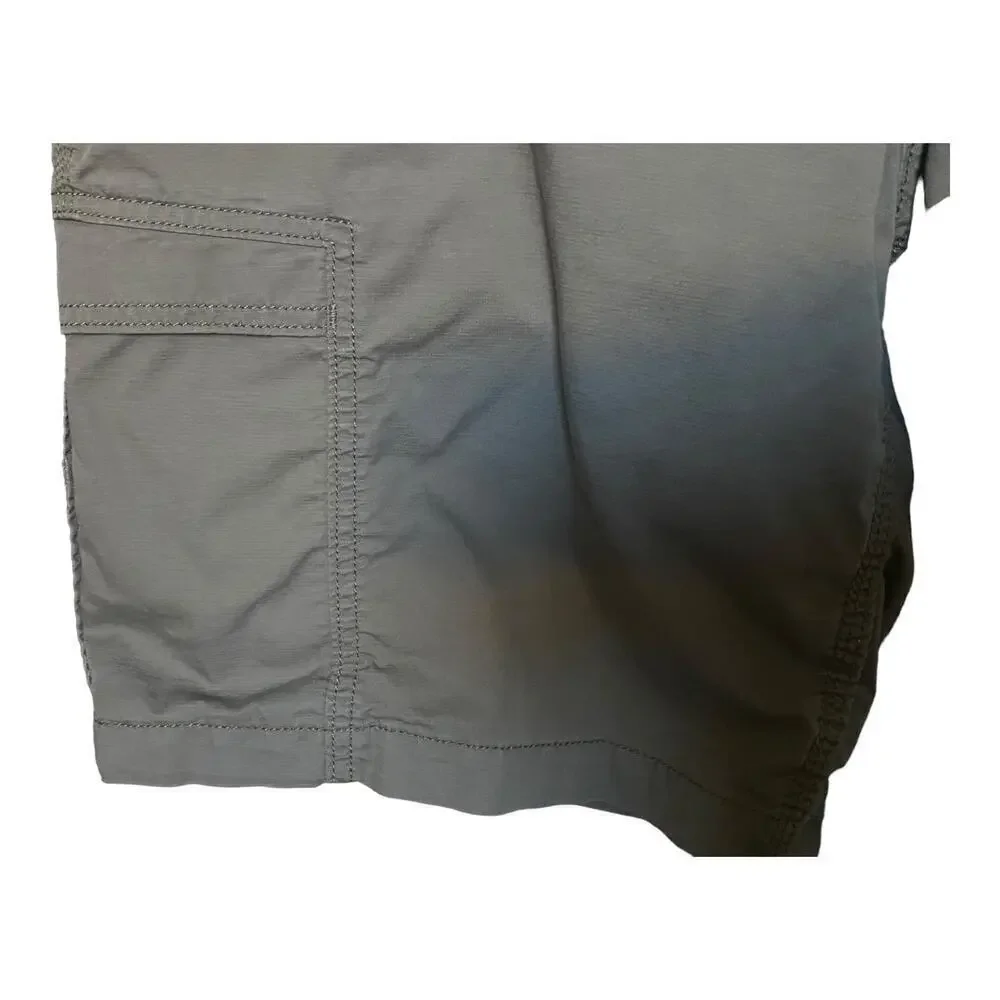 Carhartt Khaki Green Mens Size 40 Zip Pockets Button Closure Casual Shorts